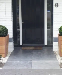 Konisk krukke i hardwood