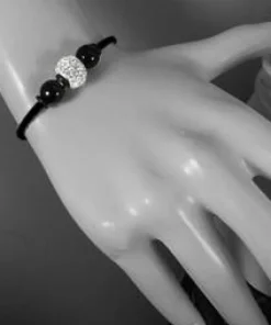 Læderarmbånd med blodsten og krystal