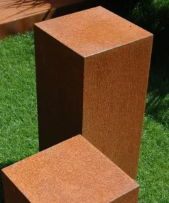 Piedestaler / Sokler i rust