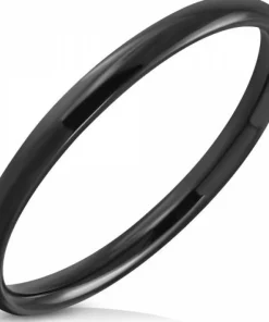 Sort smal stålfingerring / 2mm